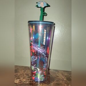 Starbucks holiday 2023 venti cold cup with straw topper